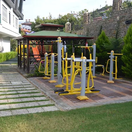 아파트 Konak Luxury Direct Beach *