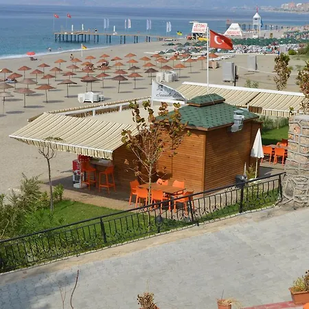 아파트 Konak Luxury Direct Beach 카기켁