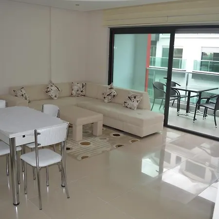 Konak Luxury Direct Beach 아파트 카기켁