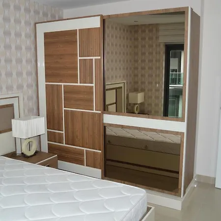 Konak Luxury Direct Beach 아파트 카기켁
