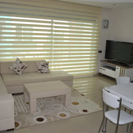 Konak Luxury Direct Beach Apartament