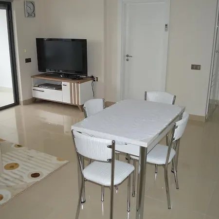 Konak Luxury Direct Beach Apartament Kargicak (Alanya)